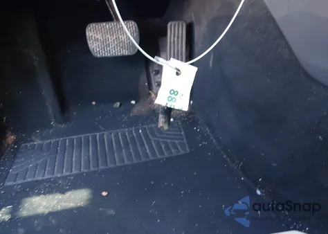 2012 Mercedes-Benz E 350 z USA, uszkodzony, nr VIN WDDHF5KB8CA606180